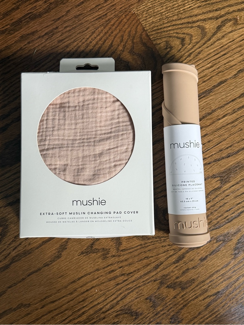NWT Mushie Extra Soft Muslin Changing Pad Cover (Blush) and Placemat Bundle